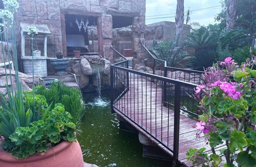 Greater Johannesburg Metropolitan Area Apartment | Apartment 2 - Charming Private Apartment in Roodepoort with Garden & Pool