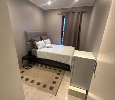 Observatory House | Apartment in the heart of Trendy Obs