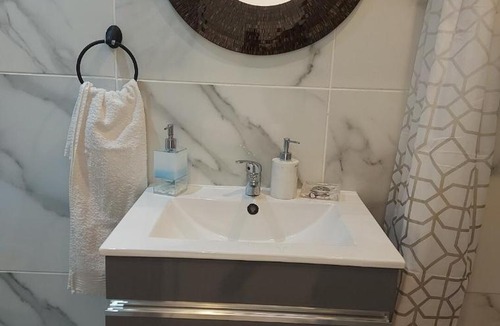 Milnerton Apartment | Apartment with private pool, kitchen and BBQ