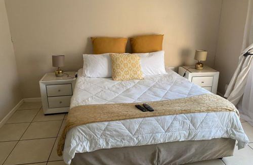 Gonubie Apartment | At Home