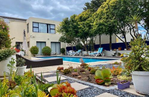 Sunset Beach Bed & Breakfast | Atlantic Bay Lodge