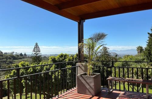 Eikenbosch House | B Shocked Manor