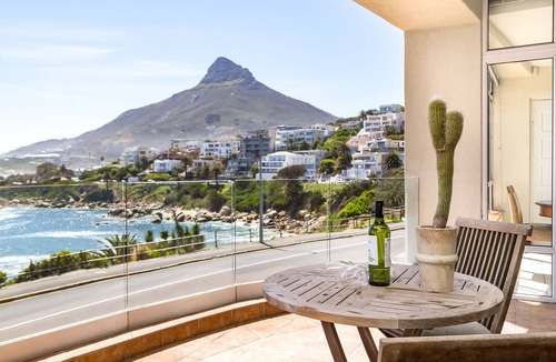 Camps Bay Apartment | Balie Bay 1 - Adults Only