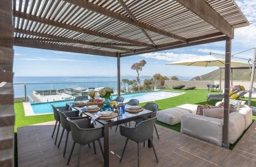 Bantry Bay Villa | Bantry Bay Villa with Ocean View