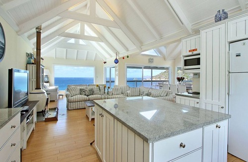 Cape Peninsula House | Beach cottage on the Rocks Miller's Point Nature reserve. Nature lovers paradise