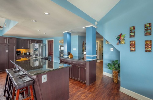 Alligator Point House | BEACH FRONT gathering spot for family, friends and pups. WINTER RATES AVAILABLE!