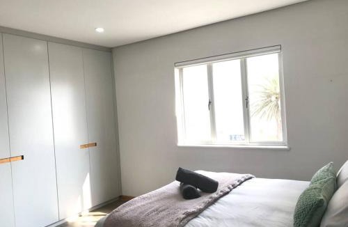 Summerstrand Apartment | Beachfront Living at its Finest