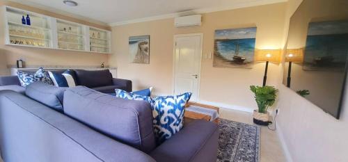 Pixley ka Seme Apartment | Beachfront Luxury