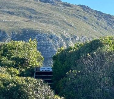 Betty's Bay House | Beachside cottage with breathtaking views
