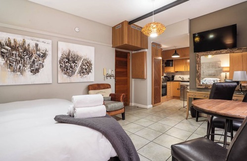 Stellenbosch Central Apartment | Beautiful apartment in the heart of Historic Stellenbosch