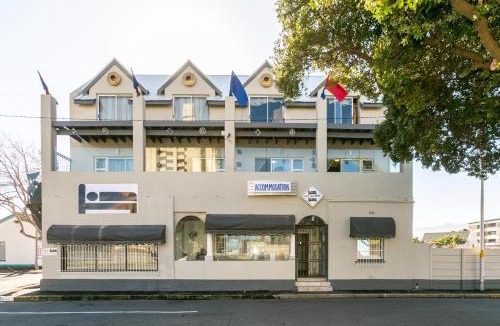 Strand House | Bedrock- Executive Self Catering Room