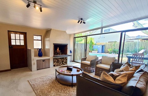 Robertson Apartment | Bella Casa Wine Country Escape with Private Pool