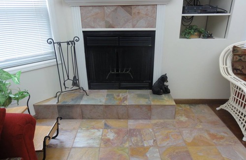 Chalet Village Cabin | BEST MTN VIEWS ! POOL HOT TUB SAUNA GRANITE CABINETS! GAS GRILL WIFI VIDEO GAMES