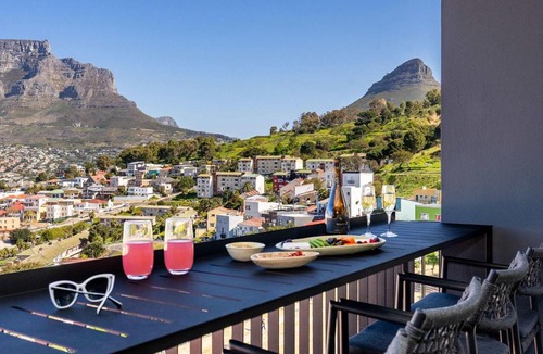 Bo'Kaap Apartment | Bo-Kaap Retreat - Breathtaking Apt Mountain Views