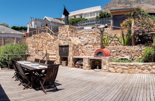 Simon's Town Villa | Boho Ocean View Villa Pool & Walk to Beach, Solar & Battery back up