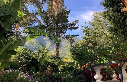 George Apartment | Böllinger Guesthouse, located in the heart of George's golf paradise