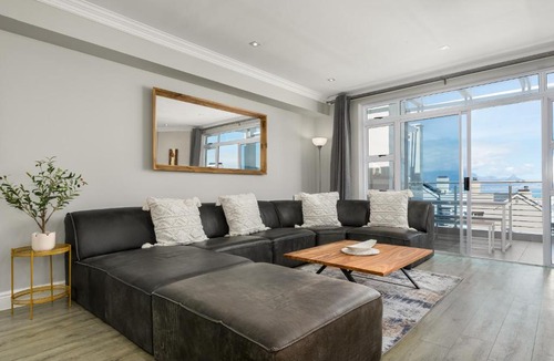 Big Bay Apartment | Bona View Estate 30