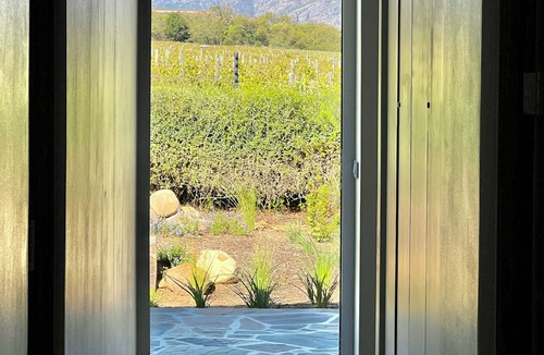 Stellenbosch Villa | Breathtaking views of Jonkershoek valley mountains. Modern. Private Pool.