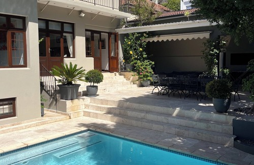 Cape Town City Centre Villa | Buxton Villa Retreat - Spacious Family Villa - Pool & Mountain Views