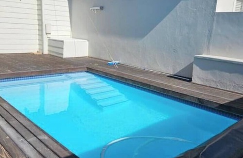 Onrus House | C-Onrus, Pool, Seaview, 5Bed, 5Bath, Bar, BBQ