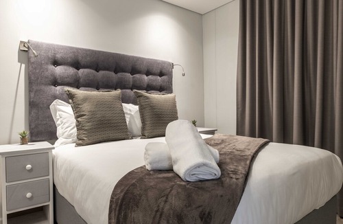 Cape Town City Centre Apartment | C503 · New Apartment , Woodstock Quarters!