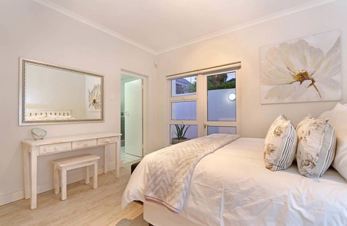 Camps Bay Hotel | Camps Bay Beach Apartment