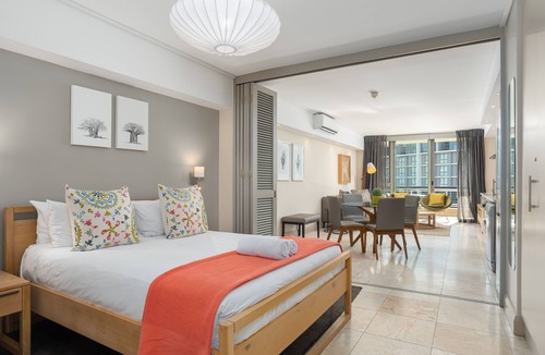 Victoria and Alfred Waterfront Apartment | Canal Quays 503