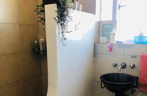Muizenberg Hotel | Cape Nomads