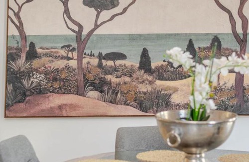 Green Point Apartment | Cape Royale Grand Elegance