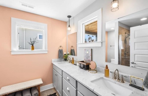East Hill House | Casa Pura Vida - East Nashville 3BR-3BA