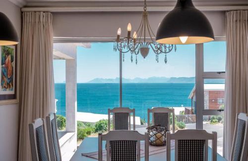 De Kelders House | Casey's Landing