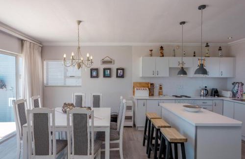 De Kelders House | Casey's Landing