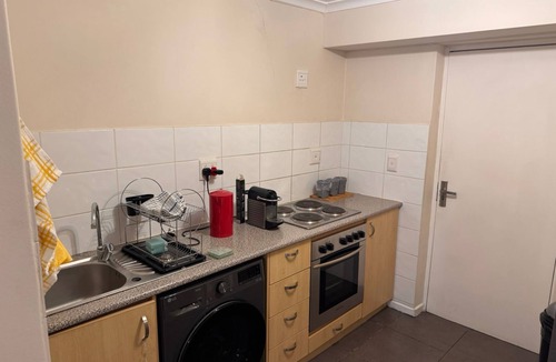 Salt River Apartment | Central Head Rest - Perfect Pop in spot