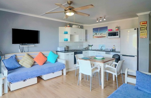 Shaka's Rock Apartment | Chaka's Cove 64