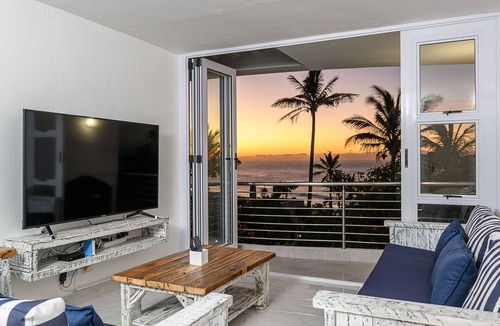 Shaka's Rock Apartment | Chakas Cove