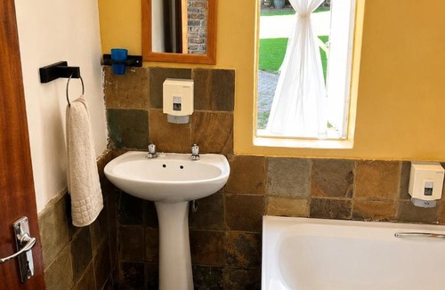 Umsobomvu Cabin | Chargo River Lodge