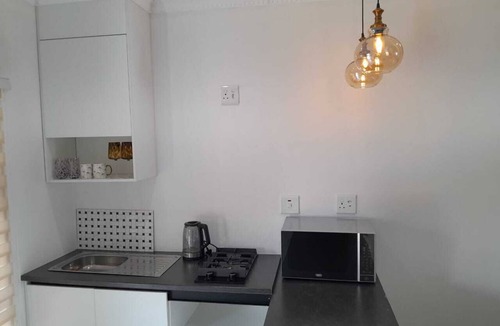 Pretoria Apartment | Charming 1-bedroom apartment in Pretoria North Doornpoort, perfect for your stay