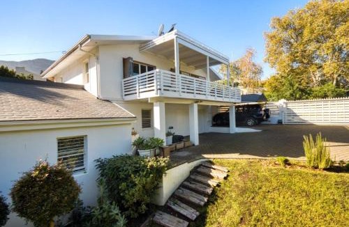 Somerset West House | Charming B&B