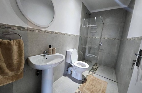 Polokwane House | Charming Large Family Room with Private Garden in Polokwane
