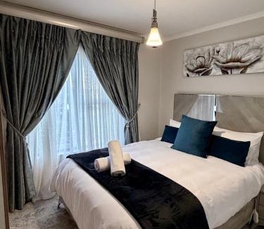 Witfield Apartment | Charming Oasis in the East