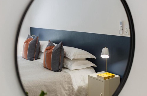 Ceres Apartment | Cherry Blossom Boutique Stay, Ceres