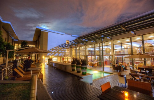 O.R. Tambo Hotel | City Lodge Hotel at OR Tambo International Airport