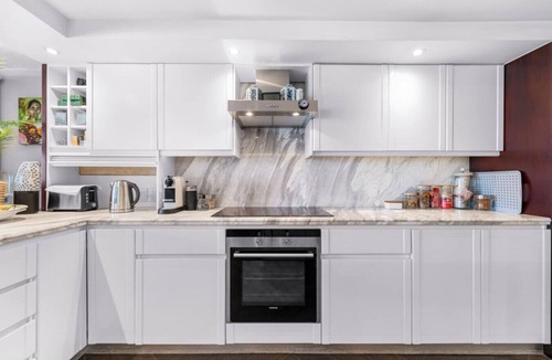 Clifton Apartment | Clifton Views - Oceanfront Home
