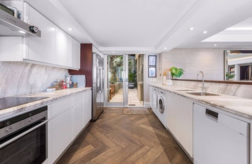 Clifton Apartment | Clifton Views - Oceanfront Home