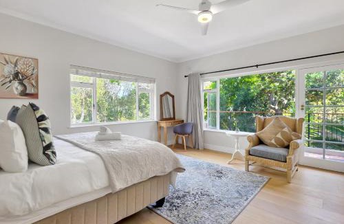 Clovelly House | Clovelly 4BR Family Home Minutes from Beaches