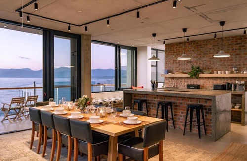De Kelders Apartment | Coastal Ember - Sunset Decks - Whale Watching