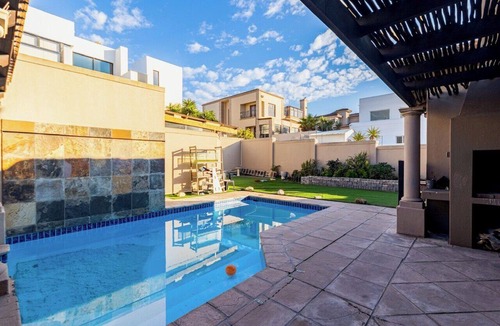 West Beach Apartment | Coastal stay in safest neighbourhood.