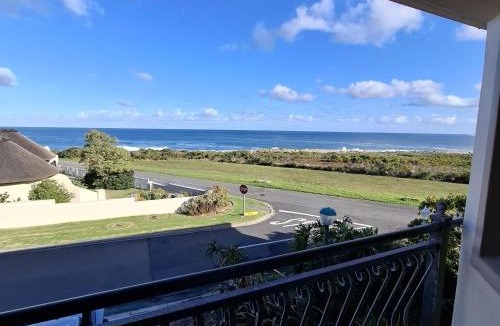 Kleinmond Apartment | Coastline Serenity