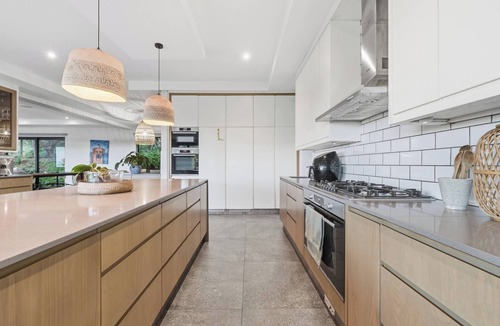 Umhlali Beach House | Coral House - Staynest Guesthouse