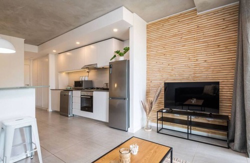 Hillhead Apartment | Coral Point Executive Studio Apartment E316